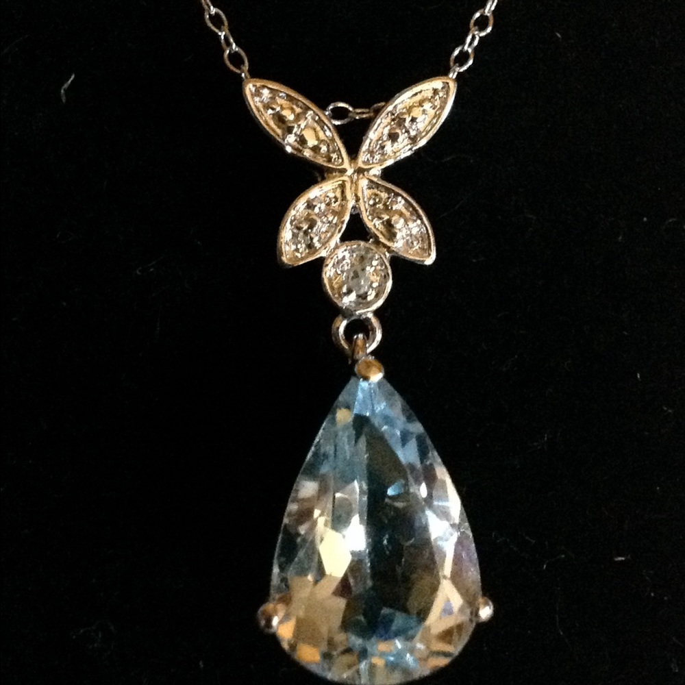 BUTTERFLY Blue Topaz & Diamonds Pendant and  Necklace 925 solid sterling silver